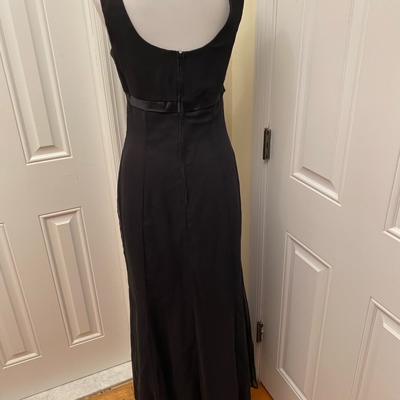GW Navy Blue Sequence Formal Evening Gown Size 6 - Picture 8 of 16